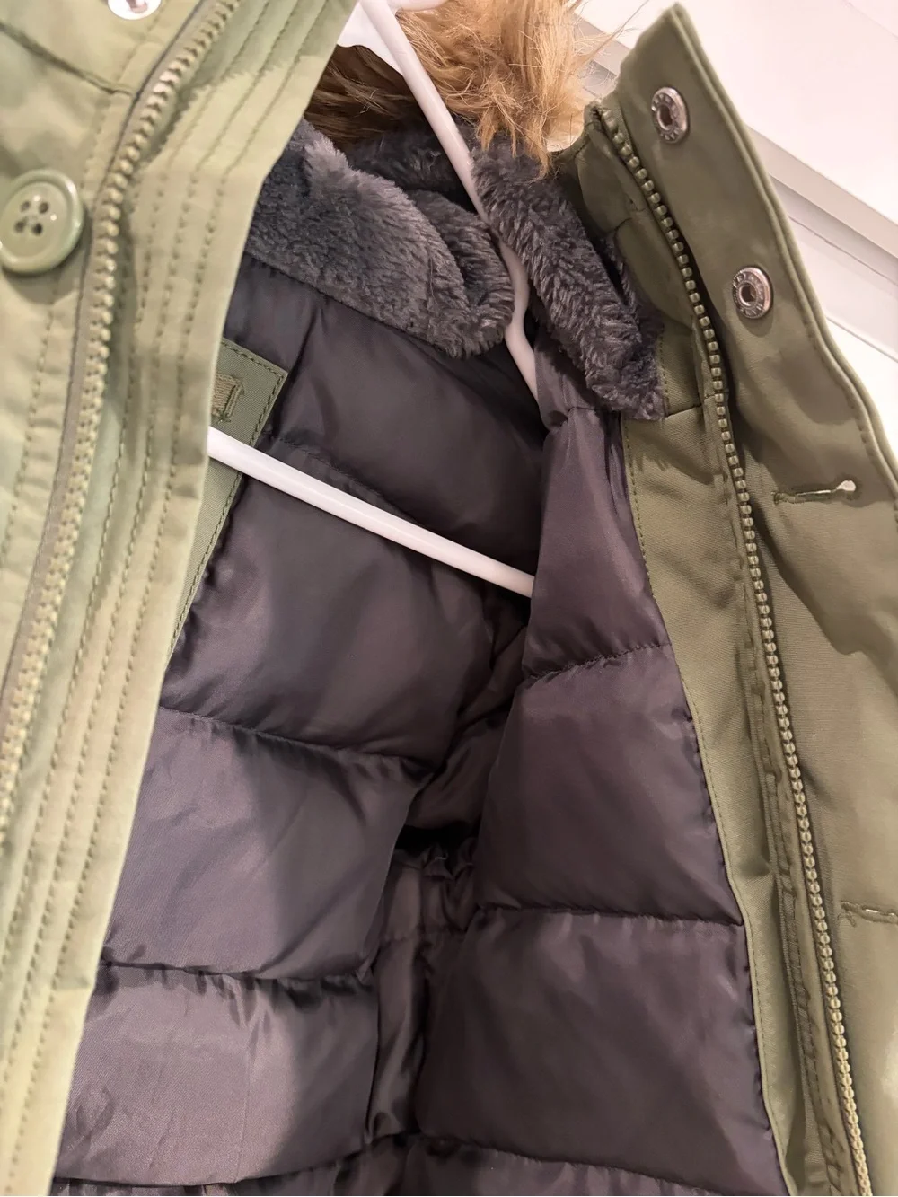 GAP Olive Green Kids Puffer Parka with Faux Fur Hood XS